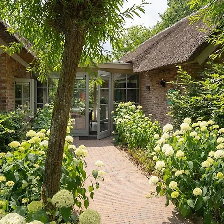 Romantic Loft W Garden Terrace *